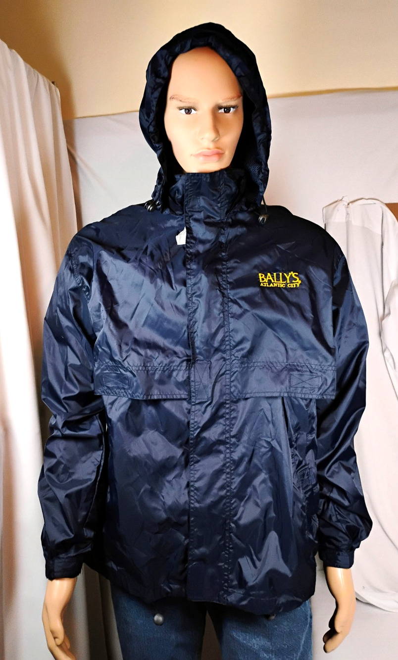 NWT Bally's Atlantic City Hooded Windbreaker Jacket Mens M Rain Mesh Lined